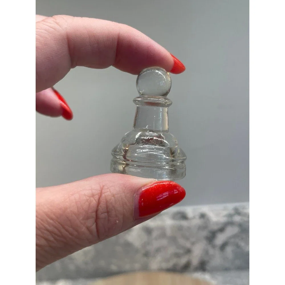 16 Glass Chess Pieces Replacement Pawns Clear Frosted 1.75